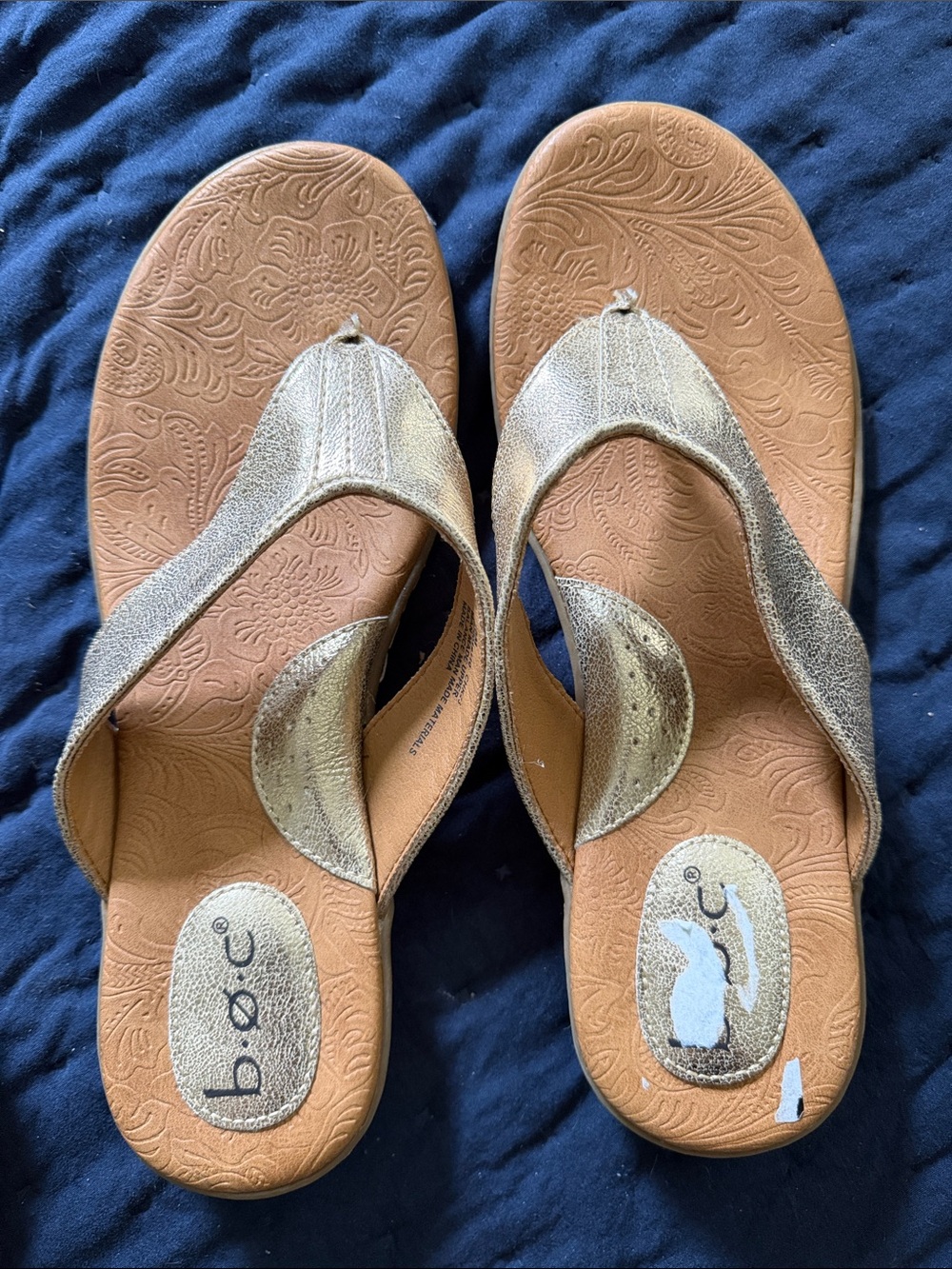boc Women's Gold Metallic Thong Sandals